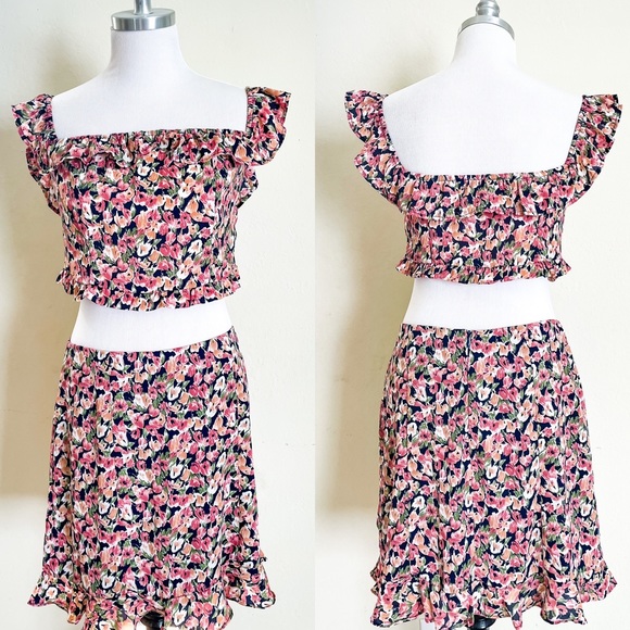 πHPπ Floral skirt & crop top set - Picture 7 of 7